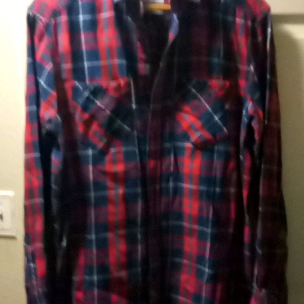 1975 Plaid shirt; Red, medium gray & either black or very dark gray/navy